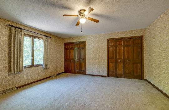 6608 Inglewood Int-33