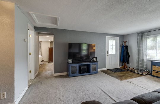7768 Summerfield Rd Int-11
