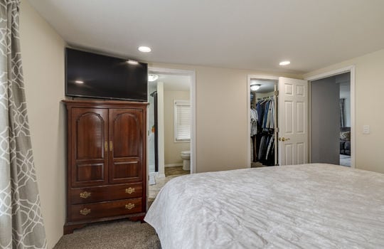 7768 Summerfield Rd Int-15