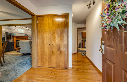 8345 Cherry Blossom Ln Int-1