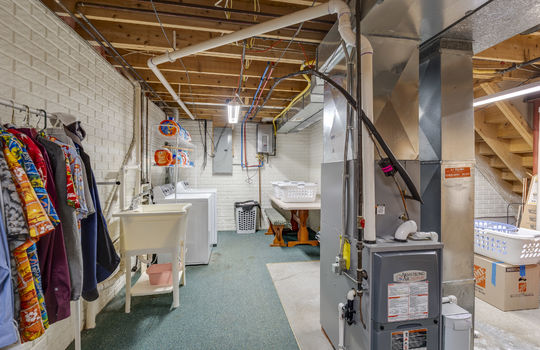 8345 Cherry Blossom Ln Int-39