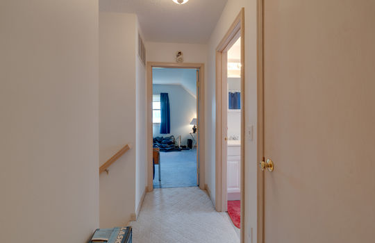 10223 Summerfield Int-19