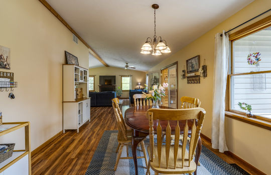 12701 Ayres Hwy Int-10