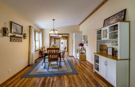 12701 Ayres Hwy Int-5