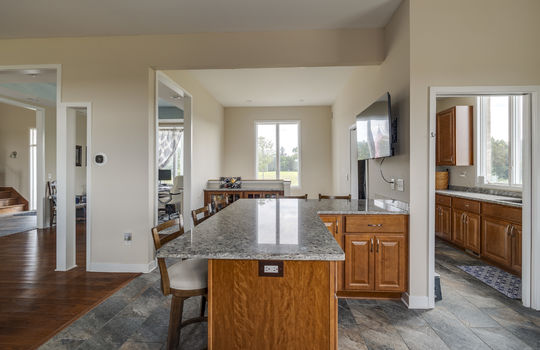 15724 Grass Lake Rd Int-18