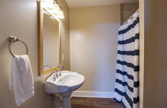 15724 Grass Lake Rd Int-54