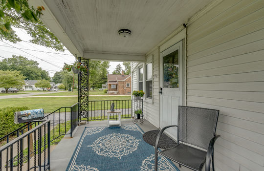 1702 Copley Dr Int-1