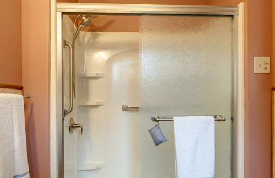 1702 Copley Dr Int-26