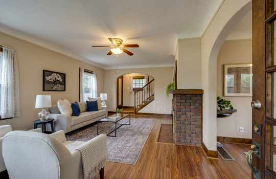 1702 Copley Dr Int-3