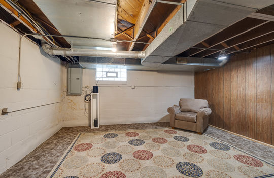 1702 Copley Dr Int-31