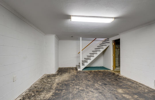 3217 Glanzman Road, Unit 36 Int-10