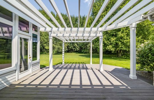 3600 W Erie Rd Int-16