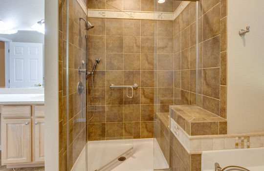 3600 W Erie Rd Int-27