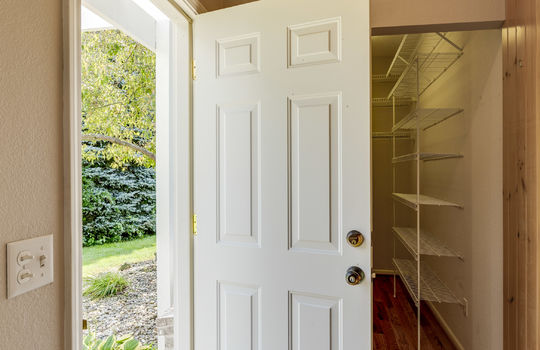 3600 W Erie Rd Int-30