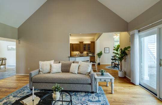 3600 W Erie Rd Int-5