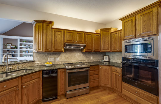 3600 W Erie Rd Int-9