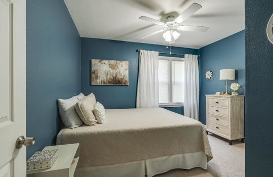 4746 Hannaford Dr Int-18