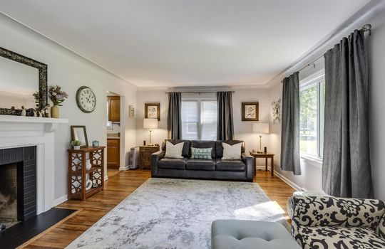 4746 Hannaford Dr Int-4