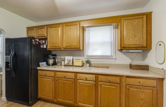 4746 Hannaford Dr Int-8