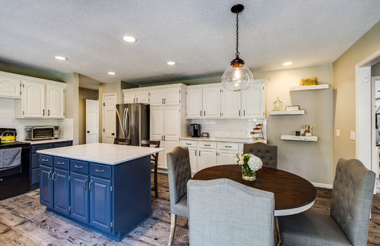 5024 Hunters Green Dr Int-16