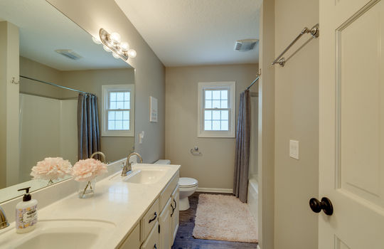 5024 Hunters Green Dr Int-38