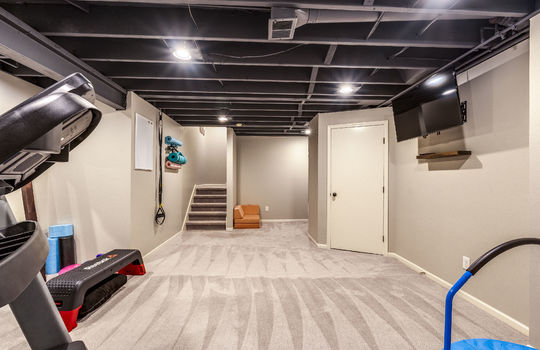 5024 Hunters Green Dr Int-43