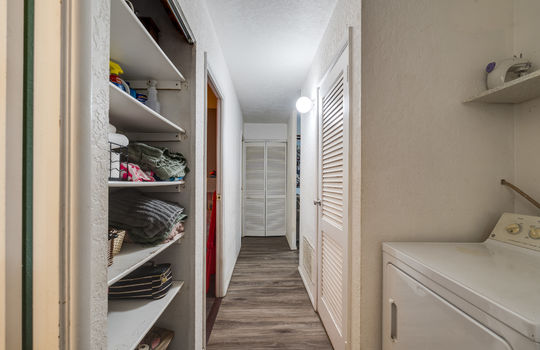 5816 Buchanan Int-11