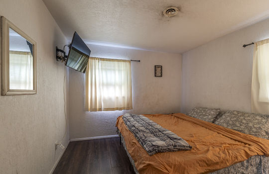 5816 Buchanan Int-12