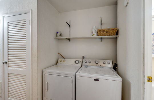 5816 Buchanan Int-19