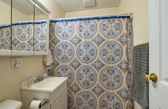 5816 Buchanan Int-20