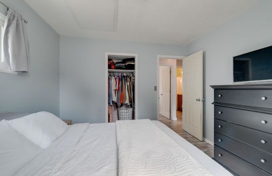 1148 Birch Ave Int-14