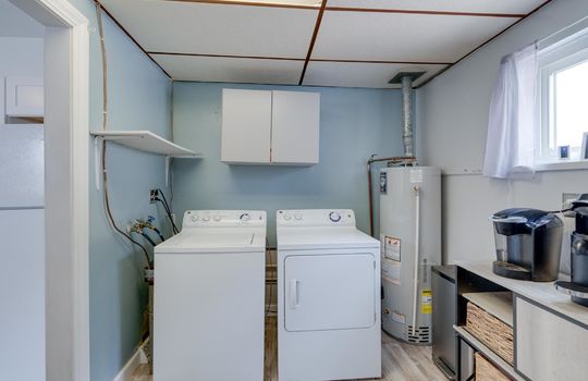 1148 Birch Ave Int-8