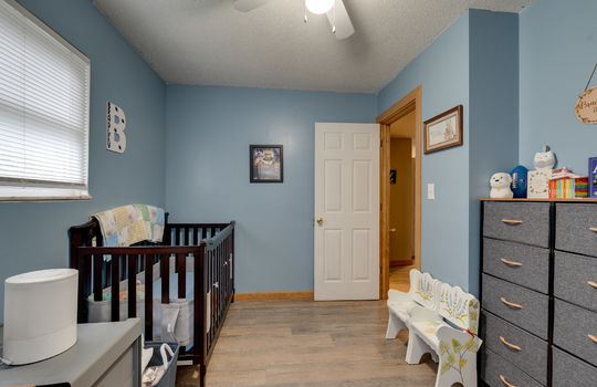 153 E Vesey St Int-11