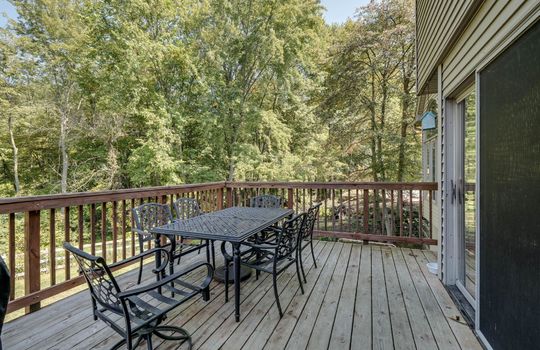 3388 Shadywood Int-13