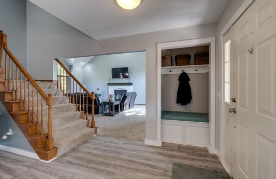 3388 Shadywood Int-4