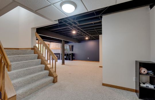 3388 Shadywood Int-41