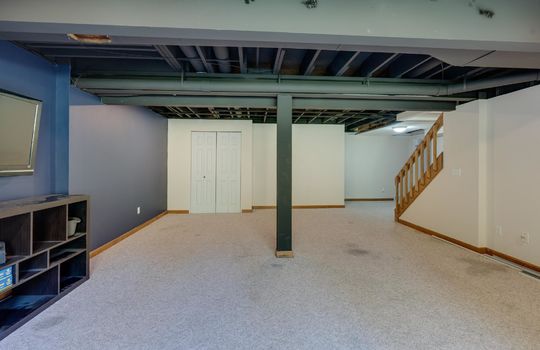 3388 Shadywood Int-43