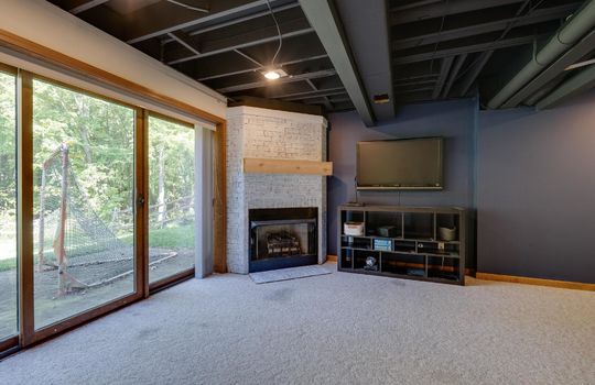 3388 Shadywood Int-44