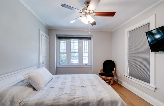 3510 River Rd Int-26