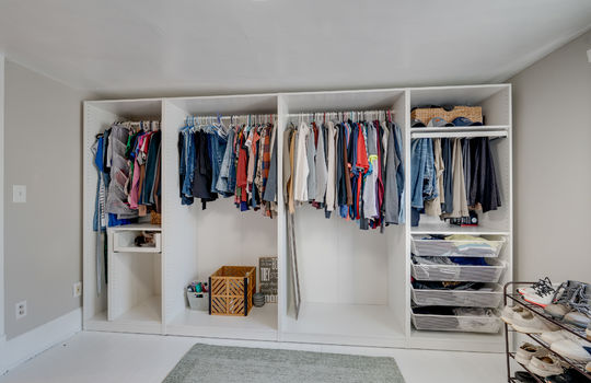 3510 River Rd Int-42