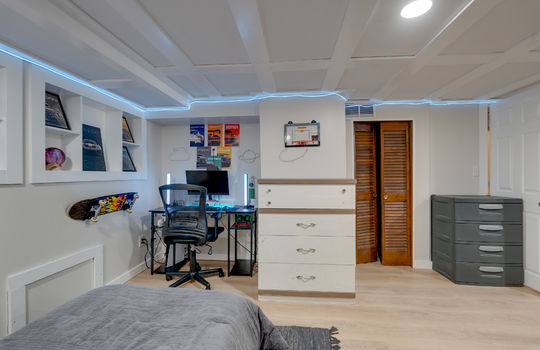 3510 River Rd Int-50