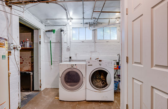 3510 River Rd Int-51