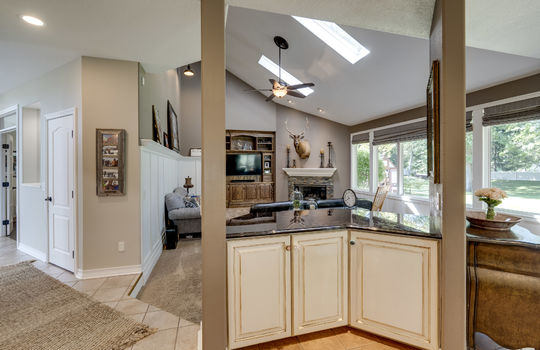 4504 Promenade Ln Int-20