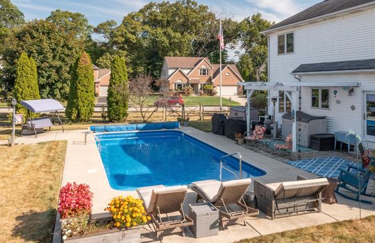 7733 Kensington Rd Ext-8