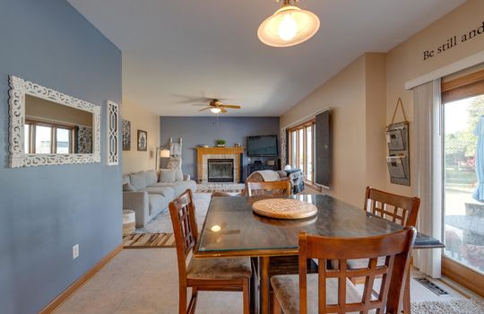 7733 Kensington Rd Int-12