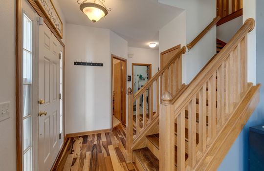 7733 Kensington Rd Int-2