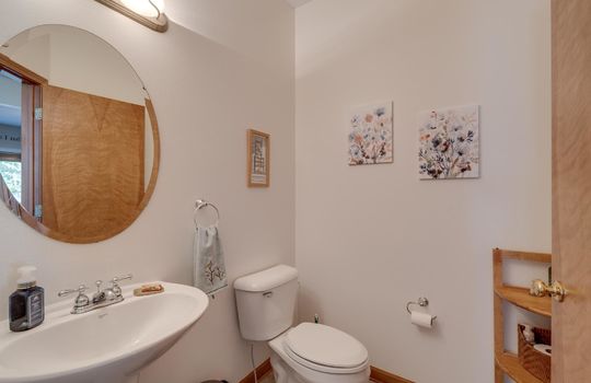 7733 Kensington Rd Int-20