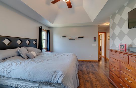 7733 Kensington Rd Int-27