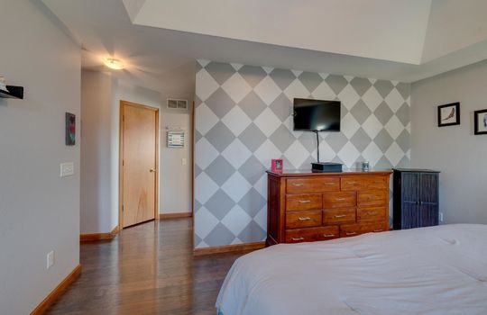 7733 Kensington Rd Int-28