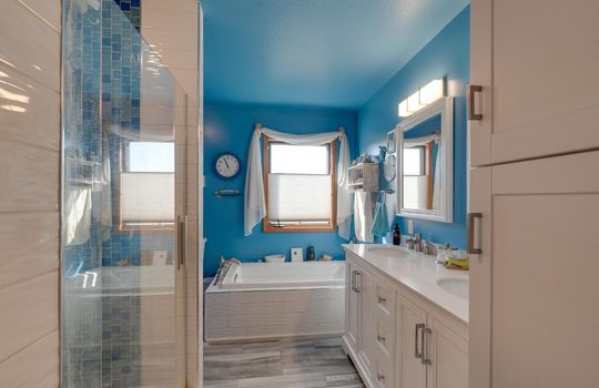 7733 Kensington Rd Int-29